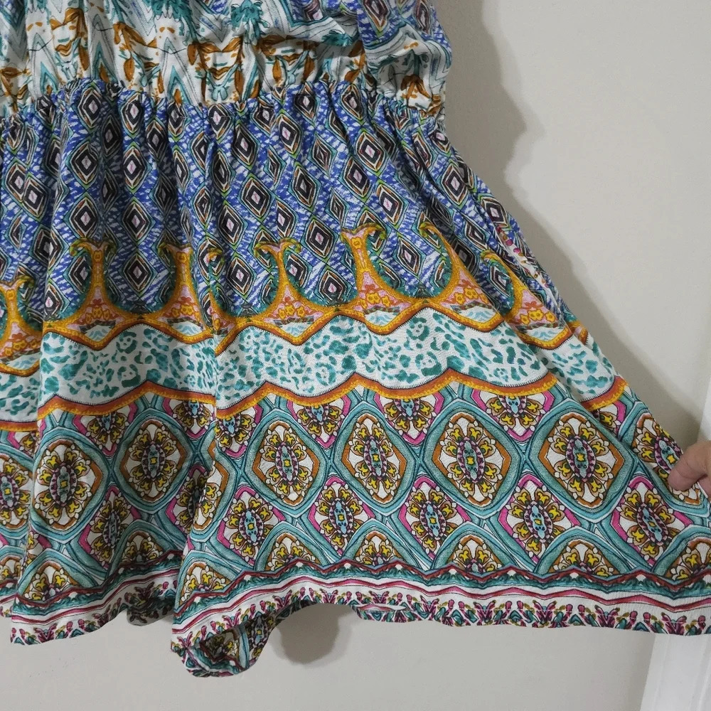 ✨️4/$20 Strappy Geometric Color Kaleidescope Romper, 100 Viscose, M - Picture 4 of 16